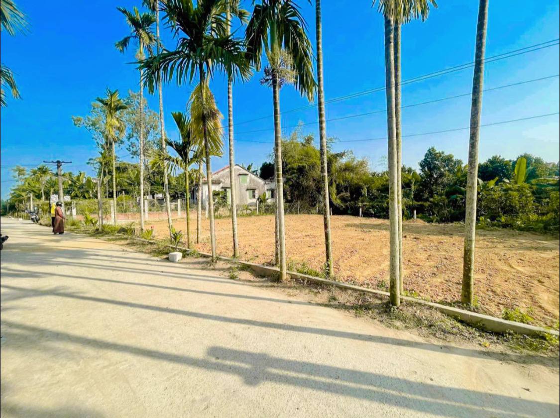 Cần bán lô đất giá chỉ 550tr 120m2 Quế Sơn Quảng Nam